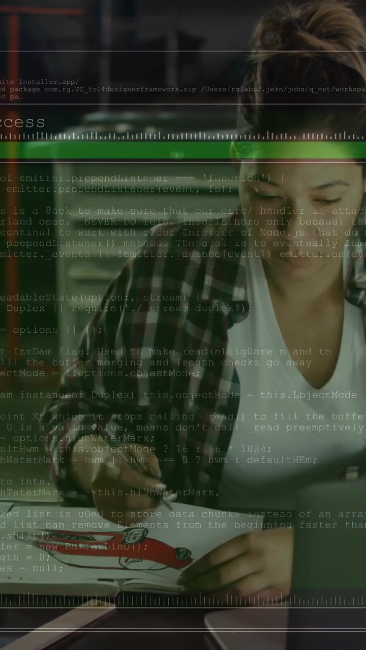 Video verticale: Donna che inchiostra uno schizzo rosso usando un laptop per il design e mostra una sovrapposizione grafica di un codice QR verde.