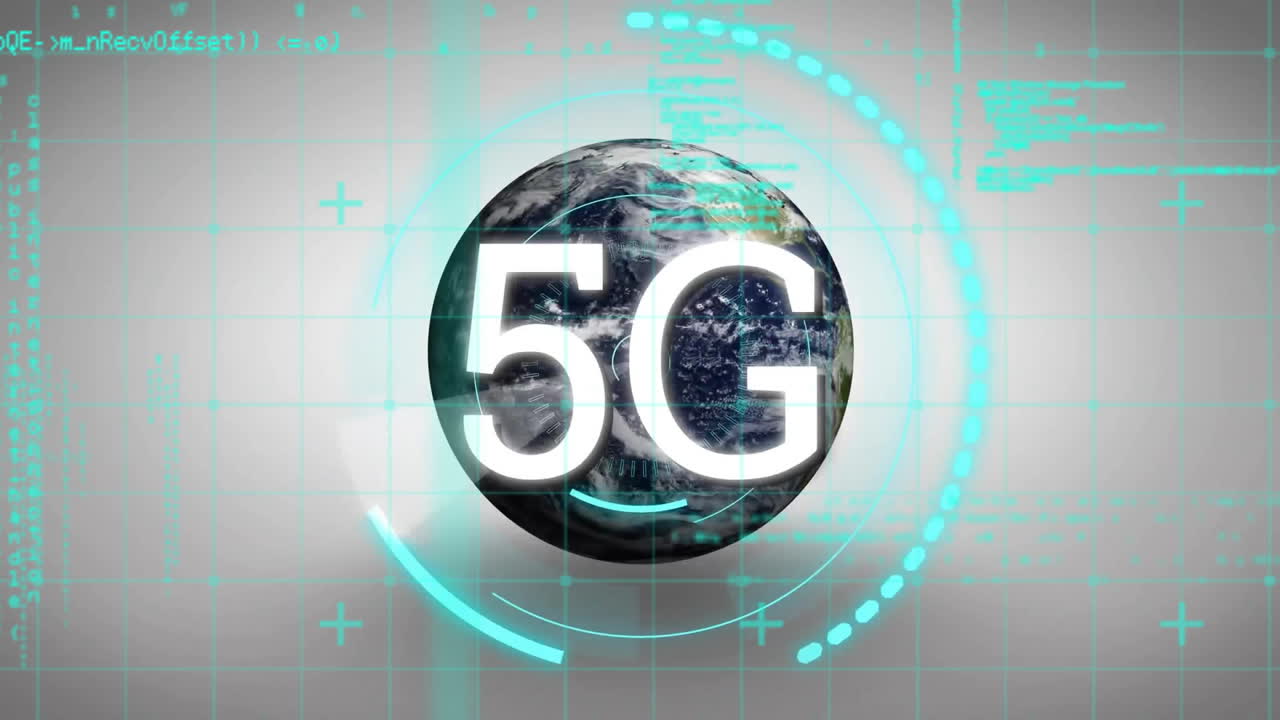 animazione di testo 5g, scansione del globo e elaborazione dei dati su sfondo grigio