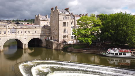 pulteney bridge and river avon in bath, england