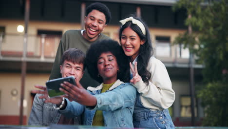friends taking a selfie