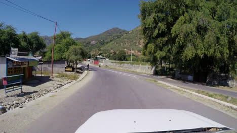 Reisen-Sie-In-Der-Geschäftigen-LKW-Stadt-Timor-Leste-GoPro-Zeitraffer-Sonniger-Sommertag