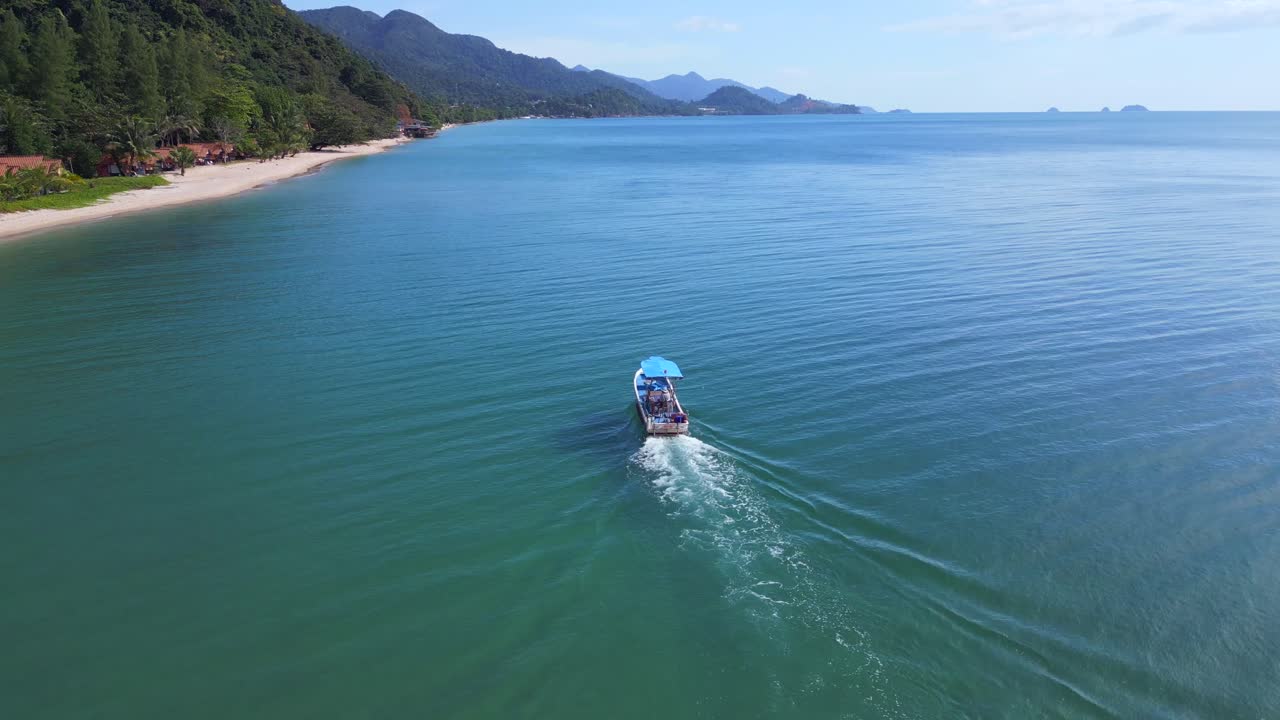 위에서 보는 웅장한 비행