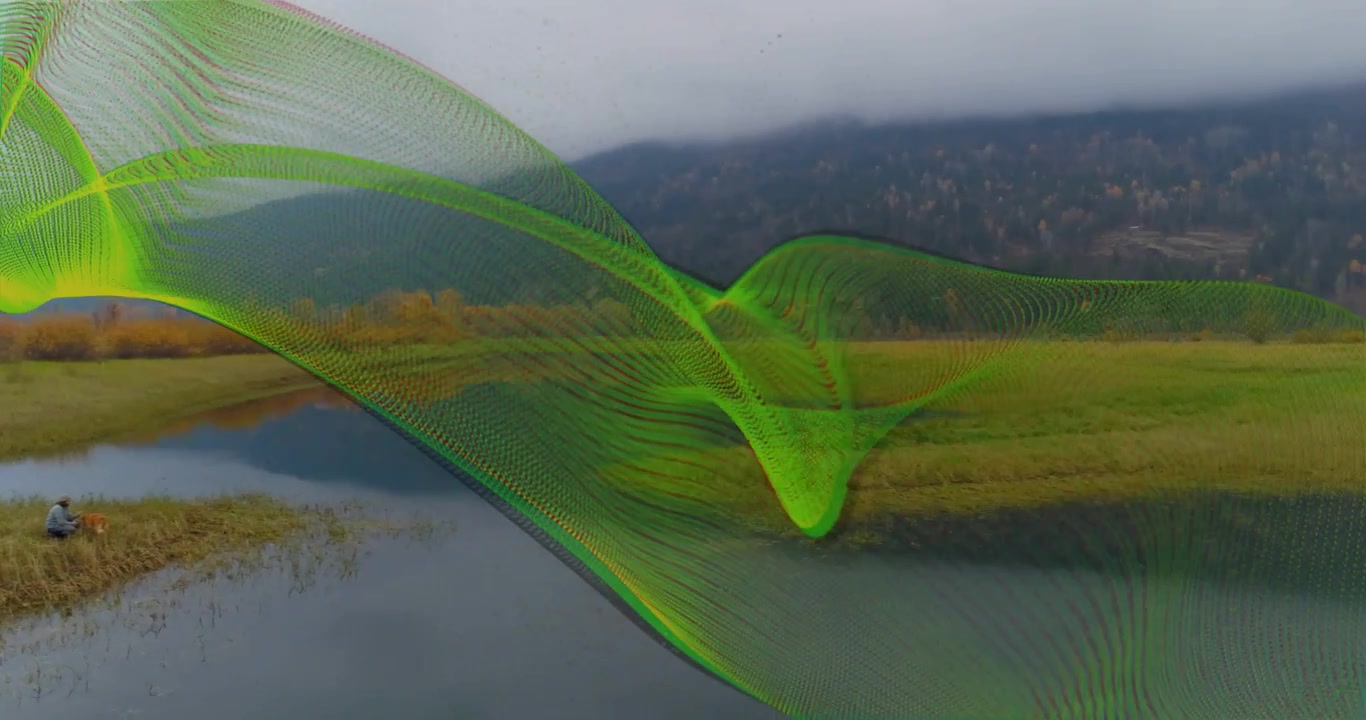 Nastro neon che si muove da sinistra sopra una palude, nascondendo e poi rivelando la giacca e il cappello da pescatore con il kit, con spazio per il testo.