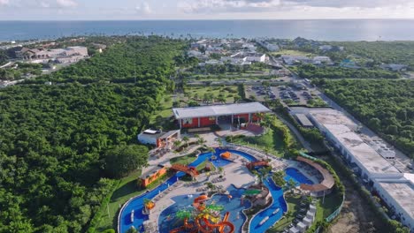 parque acuático del hotel y complejo nickelodeon, punta cana en la república dominicana