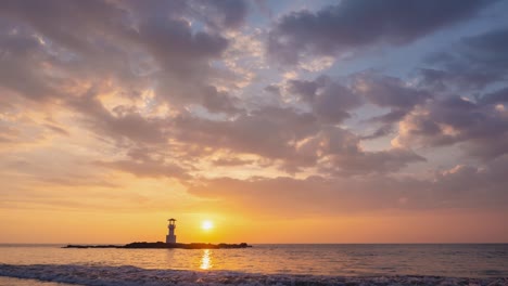 red purple orange blue sunset sky cloud timelapse background, stunning panoramic sea view. dramatic clouds moving toward bright warm sun. waves surfing on sandy shore. the long light path on the water