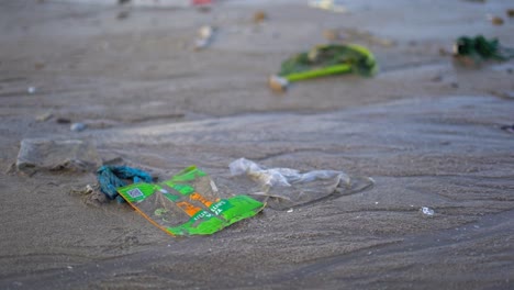 mahim dirty beach marine debris closeup view in mumbai