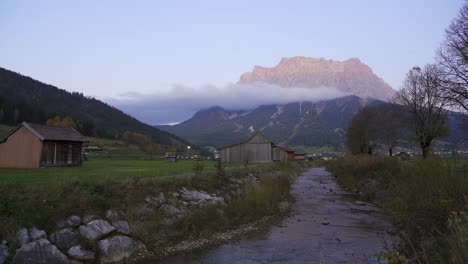 Low-cloud-obscures-the-mountain-of-Zugspitze-in-the-alps