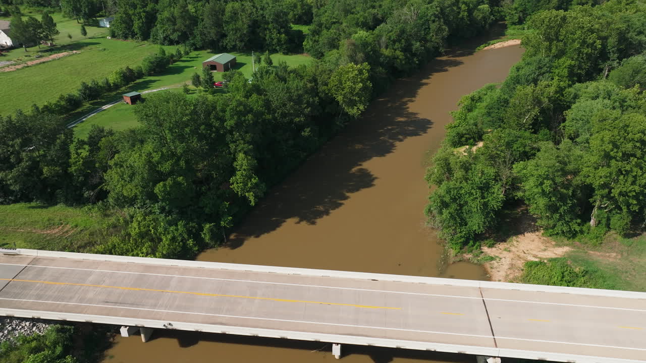 미국 일리노이 강 의 아름답고 그림 같은 풍경 - 공중 사진