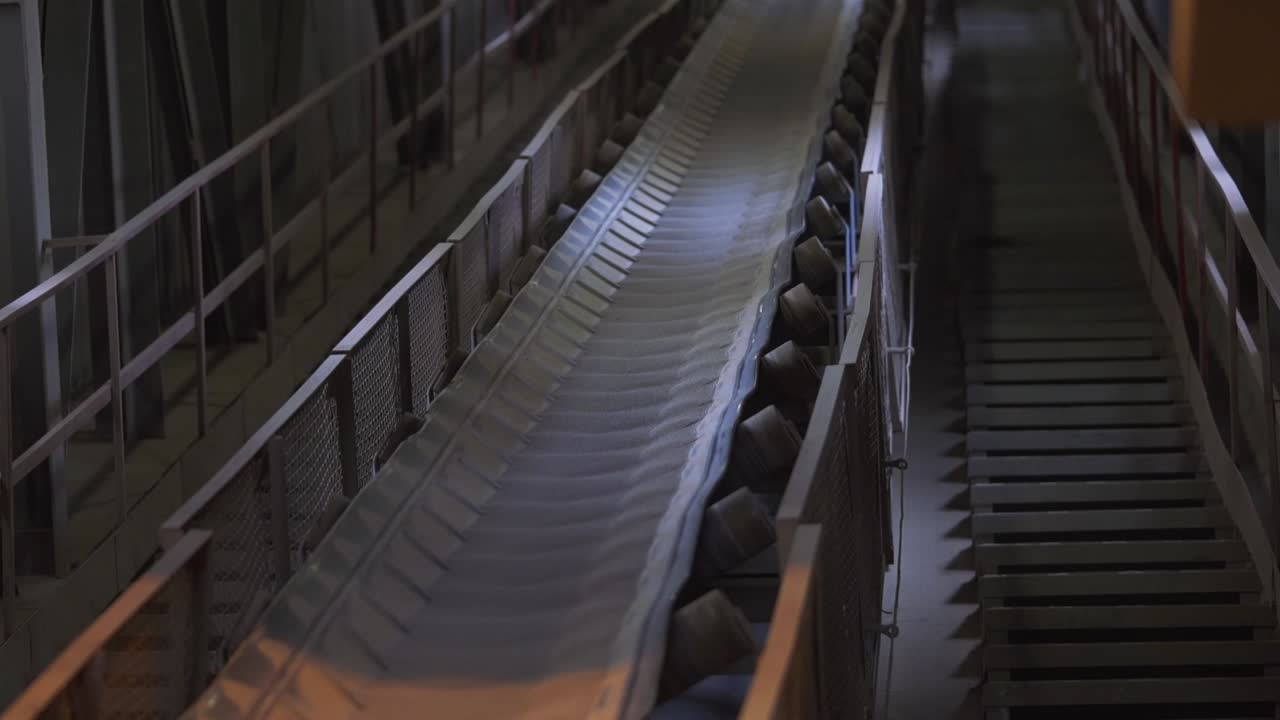 산업용 컨베이어 벨트 시스템