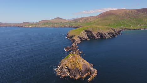 4k cinematic drone footage of dunmore head - dingle co.kerry - ireland 04