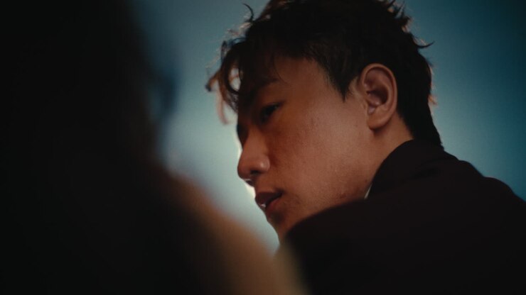 primer plano de un hombre