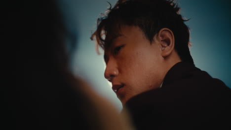 남자 클로즈업