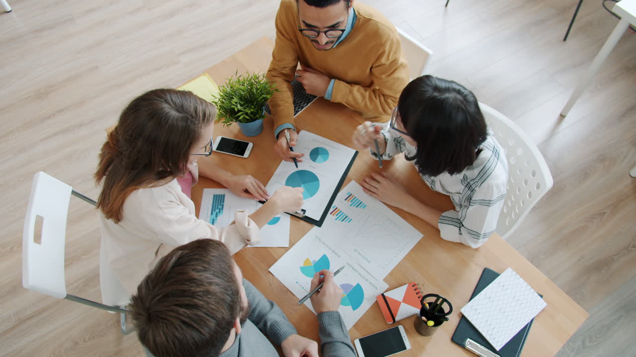 reunión del equipo de negocios