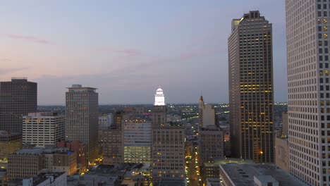 Centro-De-Nueva-Orleans-Al-Atardecer