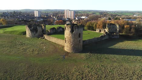 Histórico-Castillo-De-Pedernal-Ruinas-Militares-Medievales-Punto-De-Referencia-Vista-Aérea-órbita-Izquierda-Rápida