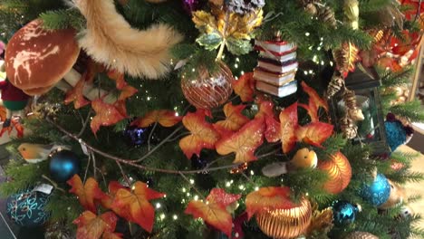 fabulous decorated xmas tree in a store in chelsea, london