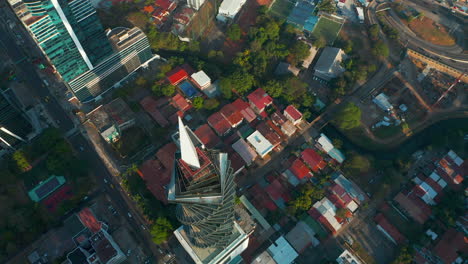 F-And-F-Tower-,-an-Office-Tower-At-Downtown-Panama-With-City-Traffic-In-Panama