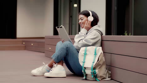 african american girl in university campus.