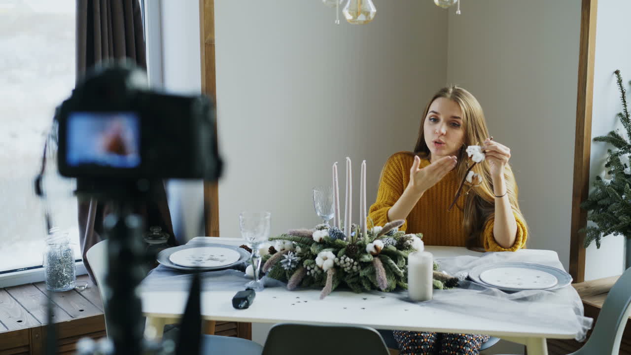 Christmas Table Decor Vlog