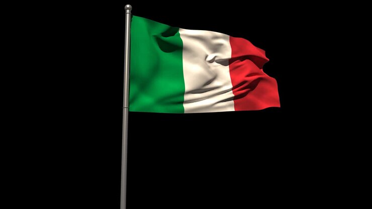 Bandiera nazionale italiana che sventola sull'asta della bandiera