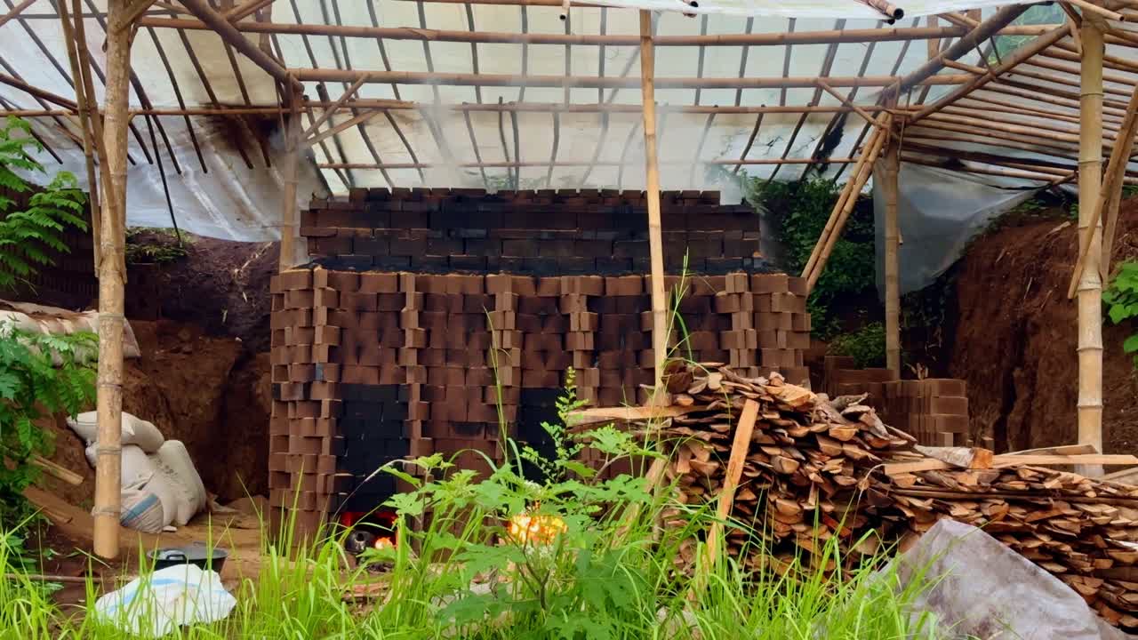 진에서 벽돌을 만드는 과정