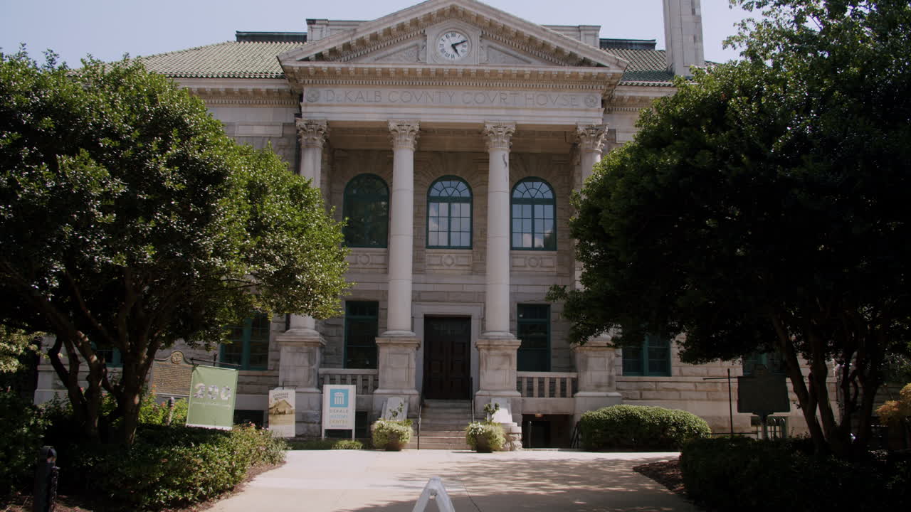 Dekalb County Courthouse Exterior