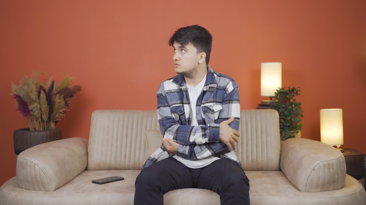 외롭고 슬픈 사람.