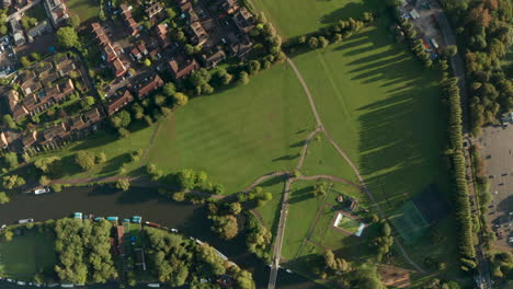 Top-down-aerial-shot-over-residential-Reading-Caversham-UK