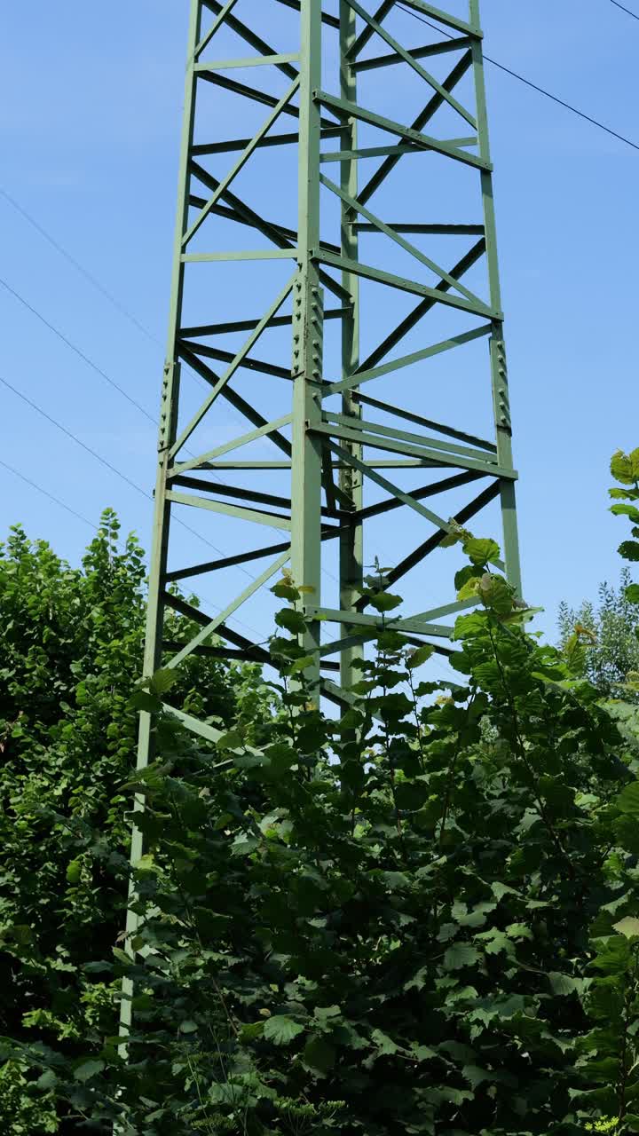 Electric power pole, electricity and energy supply, vertical panning