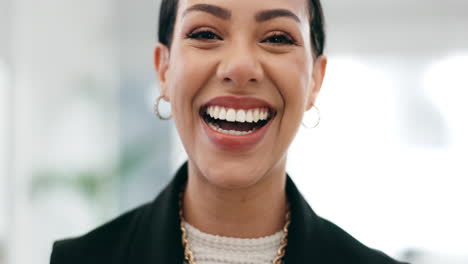 Face,-smile-and-portrait-of-business-woman