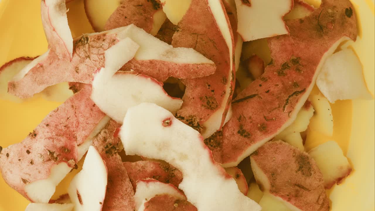 la cáscara de las cáscaras de patata detener el movimiento sin gente