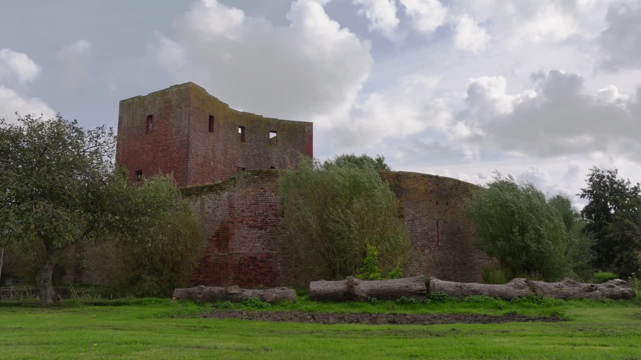 폐허가 된 네덜란드 성