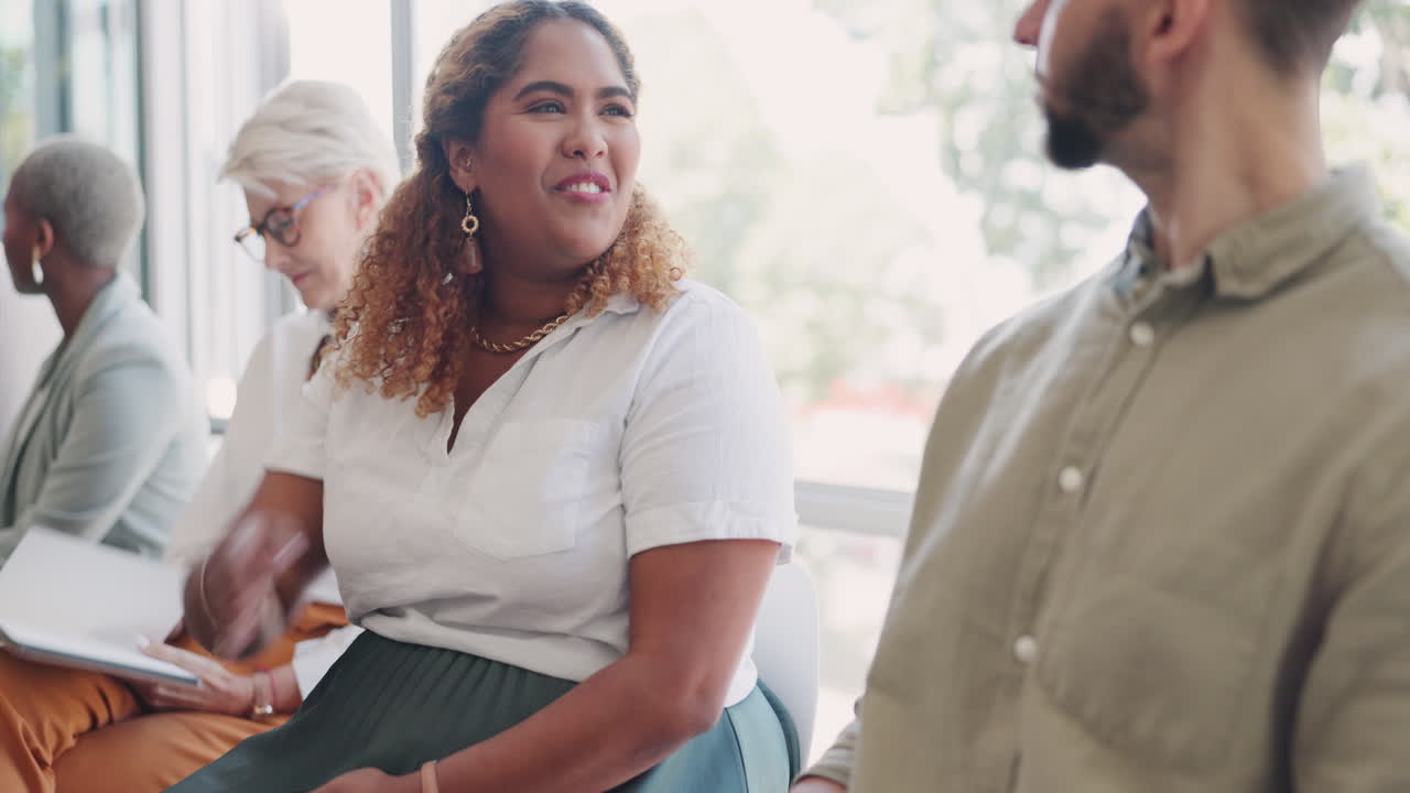 aperto de mão, contratação ou pessoas em rede à espera
