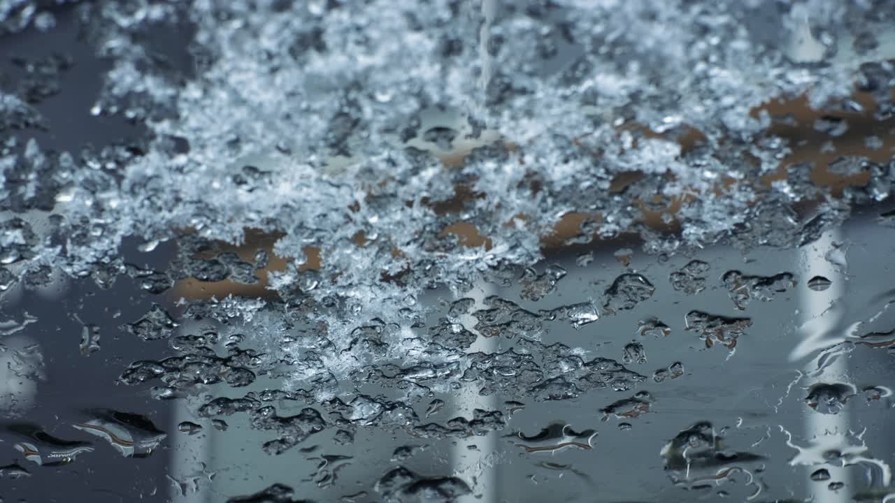 녹는 눈의 슬로우 모션