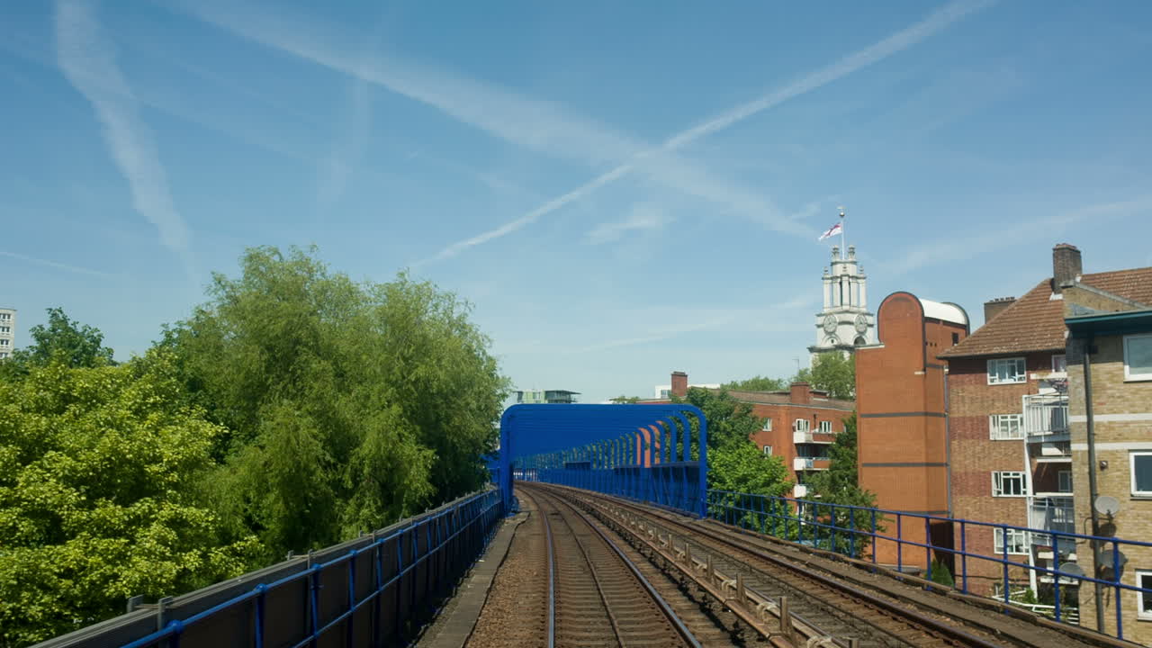 dlr 기차 이동 111