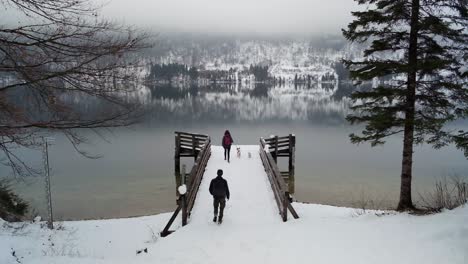 Beautiful-winter-day-in-Bohinj-and-the-Triglav-National-Park