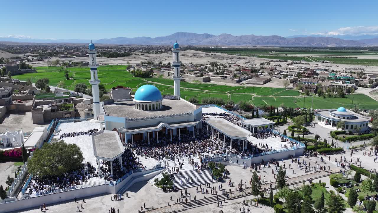 Hada Akhunzada Mosque in Jalalabad drone aerial, Afghanistan