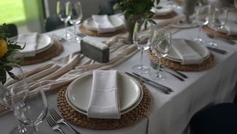 Elegant Table Setting for a Formal Event