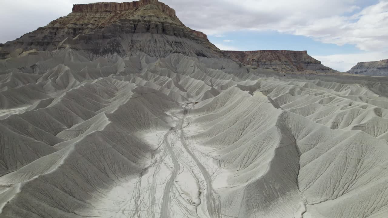 Breathtaking cliffs against cloudy sky