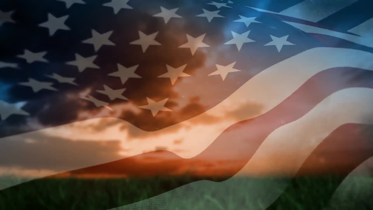 la bandera estadounidense y el cielo