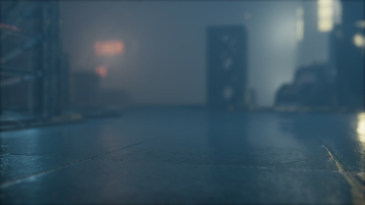 noche lluviosa con niebla en la calle de la ciudad vieja