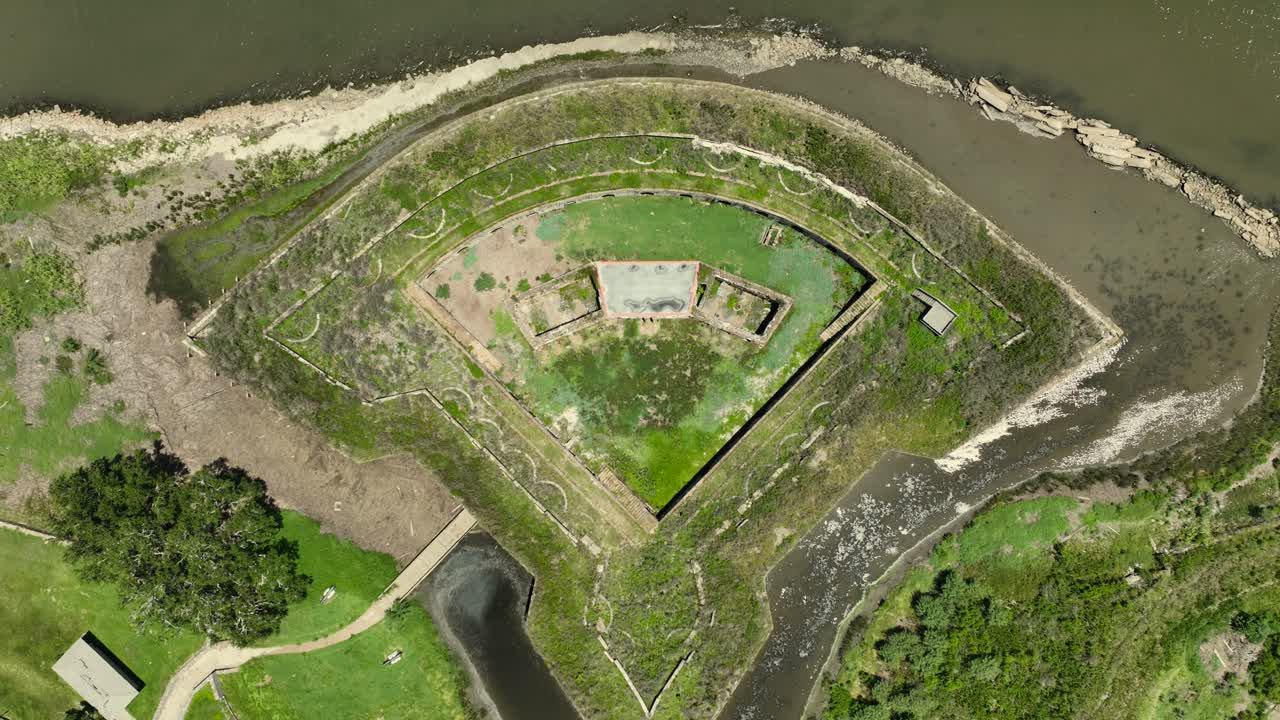 воздушный вид с вершины форта пайк на озере