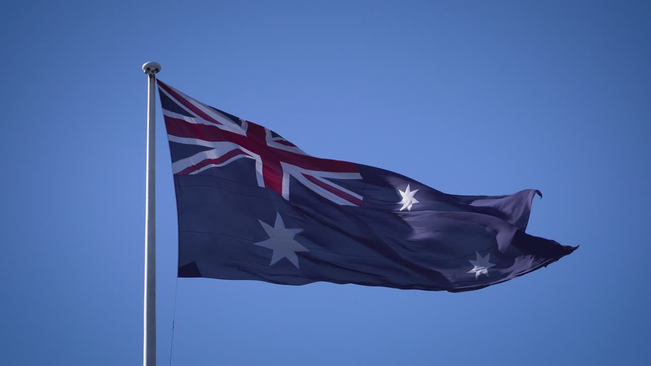 오스트레일리아 발이 하늘에서 흔들리고 있습니다.