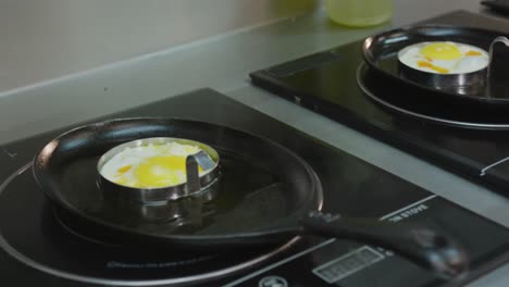 Eggs-baking-on-pans