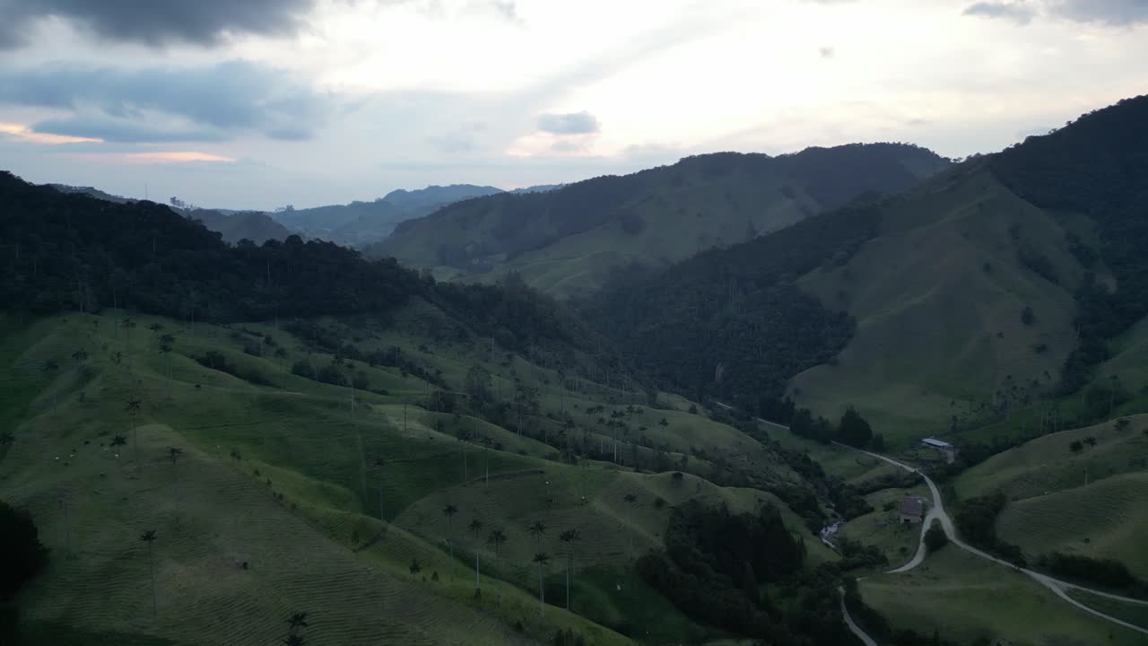 valle de la samaria cerca de la ciudad de salamina en el departamento de caldas del eje del café en colombia