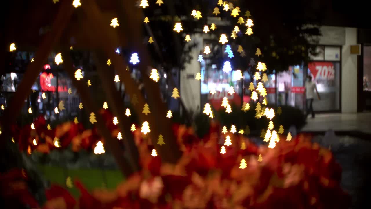 쇼핑몰에서 모호한 보케 조명