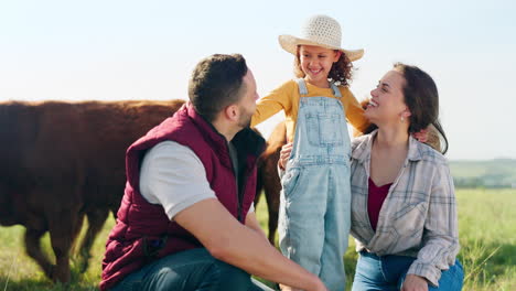 Familia,-Granja-Y-Agricultura-Con-Una-Niña