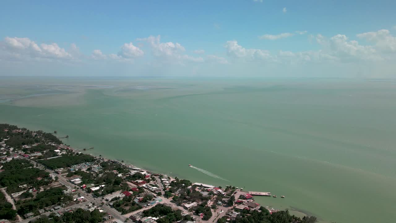 Näkymä Laguna de Terminos -järvelle Campechessa.