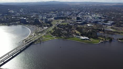 Canberra---Commonwealth-Avenue-Bridge-Areal-Flight