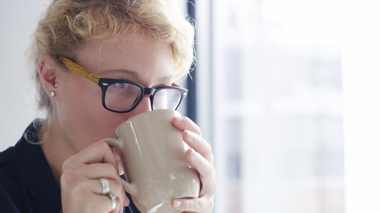 tengo que venir con una idea...